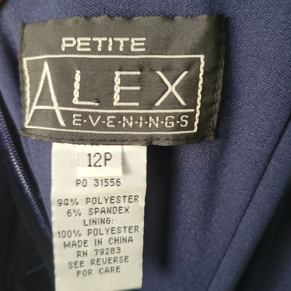 Alex Evenings Blue Velvet Cocktail Dress Size 12P - Picture 4 of 9